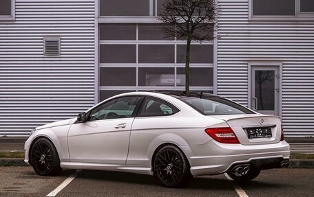 Mercedes-Benz C-Класс, 2013 год, 1 255 000 рублей, 4 фотография