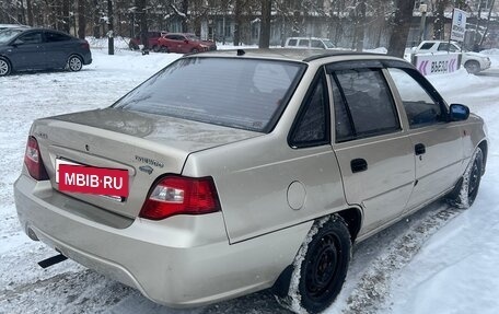 Daewoo Nexia I рестайлинг, 2012 год, 280 000 рублей, 5 фотография