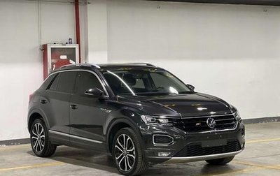 Volkswagen T-Roc I, 2022 год, 1 490 000 рублей, 1 фотография