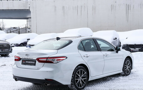 Toyota Camry, 2022 год, 3 740 000 рублей, 5 фотография