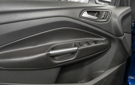 Ford Kuga III, 2016 год, 940 000 рублей, 13 фотография