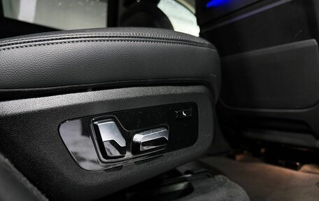 BMW X7, 2019 год, 7 799 000 рублей, 28 фотография