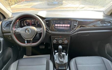 Volkswagen T-Roc I, 2022 год, 1 445 000 рублей, 12 фотография