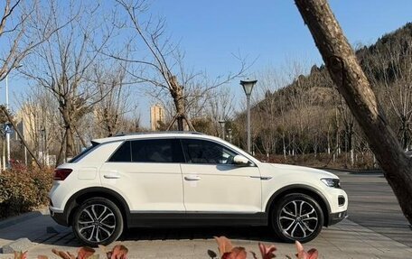 Volkswagen T-Roc I, 2022 год, 1 445 000 рублей, 7 фотография