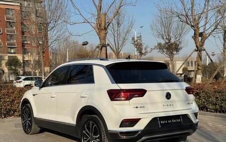 Volkswagen T-Roc I, 2022 год, 1 445 000 рублей, 6 фотография