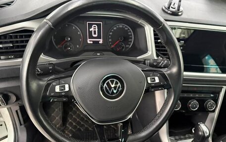 Volkswagen T-Roc I, 2023 год, 1 405 000 рублей, 6 фотография