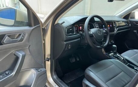 Volkswagen T-Roc I, 2022 год, 1 350 000 рублей, 7 фотография