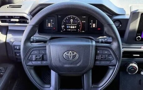 Toyota Tacoma, 2026 год, 5 600 000 рублей, 14 фотография