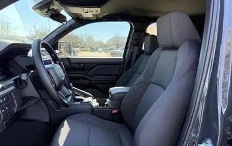 Toyota Tacoma, 2026 год, 5 600 000 рублей, 23 фотография