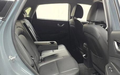 Hyundai Kona I, 2022 год, 1 340 000 рублей, 7 фотография