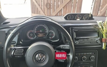 Volkswagen Beetle, 2014 год, 1 600 000 рублей, 10 фотография