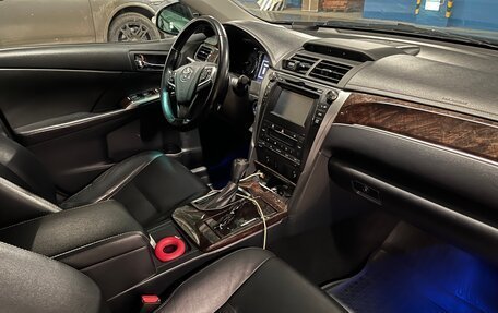 Toyota Camry, 2016 год, 2 100 000 рублей, 10 фотография