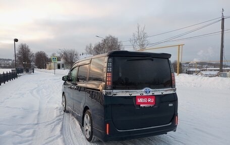 Toyota Voxy III, 2014 год, 1 750 000 рублей, 5 фотография
