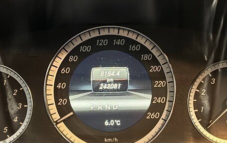 Mercedes-Benz E-Класс, 2011 год, 1 600 000 рублей, 6 фотография