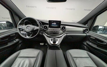 Mercedes-Benz V-Класс, 2019 год, 4 797 000 рублей, 13 фотография