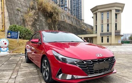 Hyundai Elantra, 2021 год, 1 400 001 рублей, 3 фотография