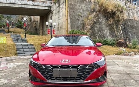 Hyundai Elantra, 2021 год, 1 400 001 рублей, 2 фотография