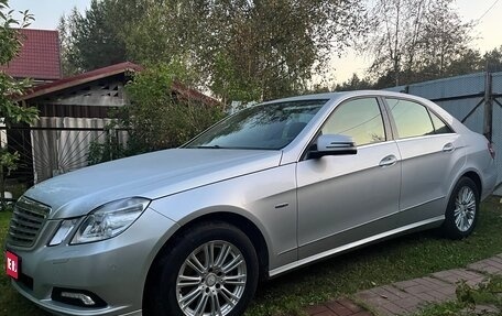 Mercedes-Benz E-Класс, 2009 год, 1 350 000 рублей, 1 фотография