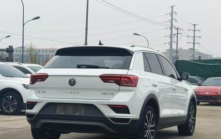 Volkswagen T-Roc I, 2022 год, 1 435 000 рублей, 4 фотография