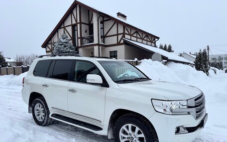 Toyota Land Cruiser 200, 2016 год, 4 795 000 рублей, 3 фотография