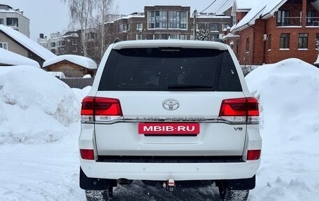 Toyota Land Cruiser 200, 2016 год, 4 795 000 рублей, 7 фотография