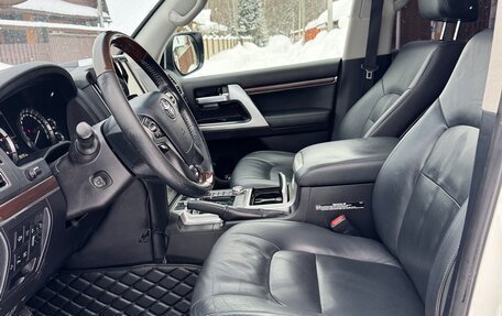 Toyota Land Cruiser 200, 2016 год, 4 795 000 рублей, 13 фотография