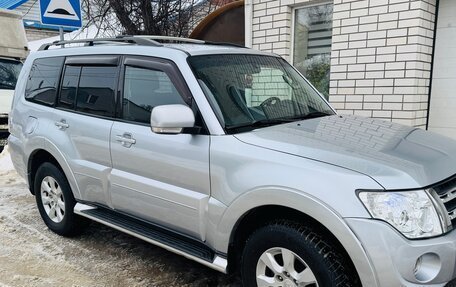 Mitsubishi Pajero IV, 2012 год, 2 150 000 рублей, 2 фотография