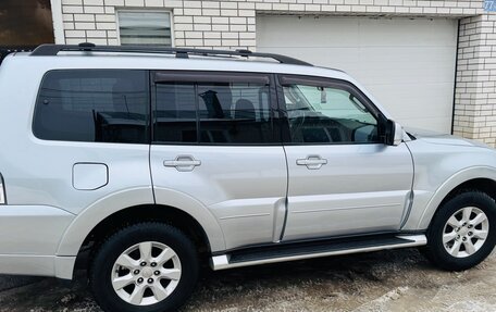 Mitsubishi Pajero IV, 2012 год, 2 150 000 рублей, 3 фотография