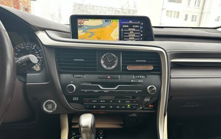 Lexus RX IV рестайлинг, 2017 год, 3 450 000 рублей, 22 фотография