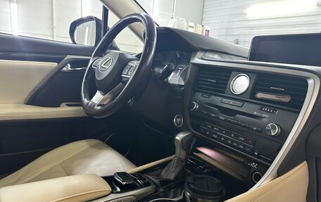 Lexus RX IV рестайлинг, 2017 год, 3 450 000 рублей, 19 фотография