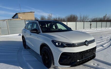 Volkswagen Tiguan, 2025 год, 4 670 000 рублей, 17 фотография