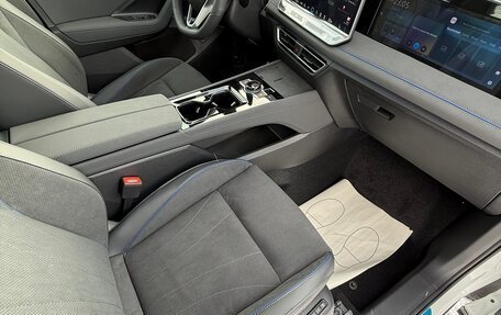 Volkswagen Tiguan, 2025 год, 4 670 000 рублей, 18 фотография