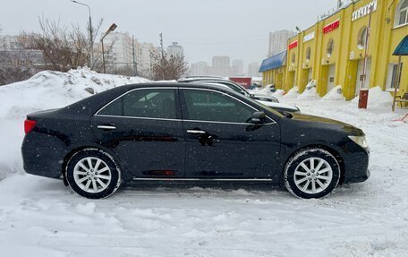 Toyota Camry, 2014 год, 1 950 000 рублей, 4 фотография