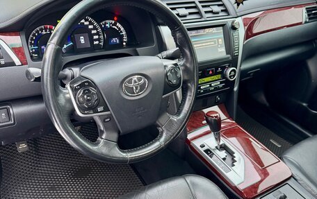 Toyota Camry, 2014 год, 1 950 000 рублей, 10 фотография
