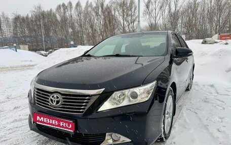 Toyota Camry, 2014 год, 1 950 000 рублей, 5 фотография