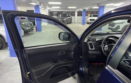 Mitsubishi Outlander III рестайлинг 3, 2010 год, 1 125 000 рублей, 10 фотография