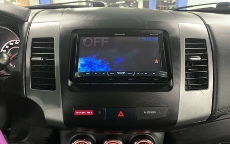 Mitsubishi Outlander III рестайлинг 3, 2010 год, 1 125 000 рублей, 14 фотография