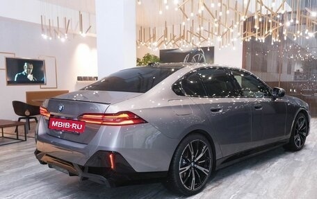 BMW 5 серия, 2024 год, 9 200 000 рублей, 8 фотография