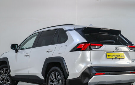 Toyota RAV4, 2024 год, 3 919 000 рублей, 6 фотография