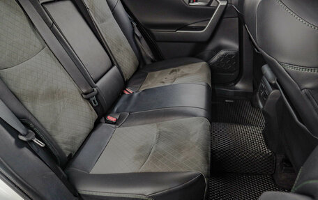 Toyota RAV4, 2024 год, 3 919 000 рублей, 19 фотография