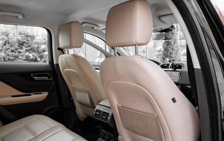 Jaguar F-Pace, 2018 год, 3 400 000 рублей, 9 фотография