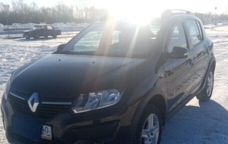 Renault Sandero II рестайлинг, 2015 год, 880 000 рублей, 8 фотография