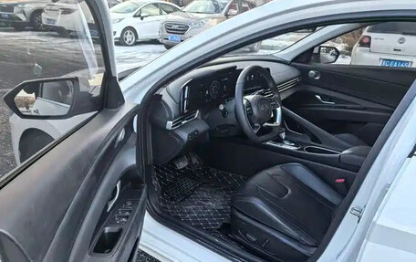 Hyundai Elantra, 2022 год, 1 411 999 рублей, 7 фотография