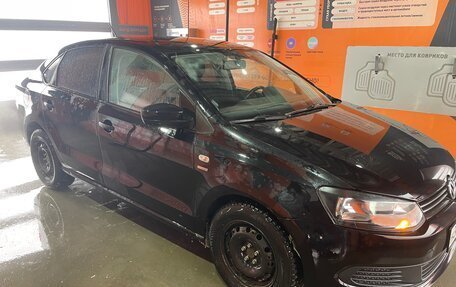 Volkswagen Polo VI (EU Market), 2013 год, 830 000 рублей, 3 фотография