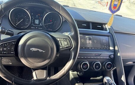 Jaguar E-Pace, 2018 год, 2 525 000 рублей, 7 фотография