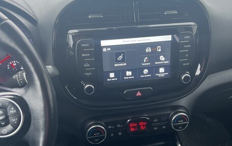 KIA Soul III, 2020 год, 2 000 000 рублей, 6 фотография