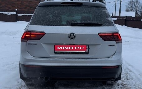 Volkswagen Tiguan II, 2018 год, 2 200 000 рублей, 5 фотография