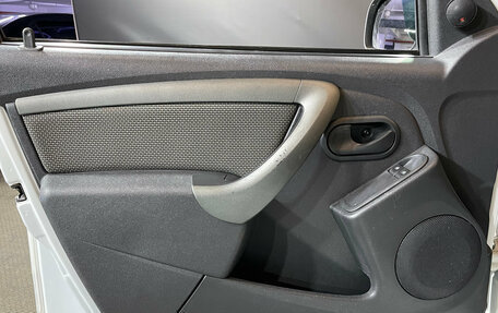 Renault Duster I рестайлинг, 2016 год, 1 100 000 рублей, 17 фотография