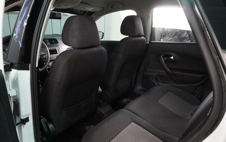 Volkswagen Polo VI (EU Market), 2015 год, 799 000 рублей, 11 фотография