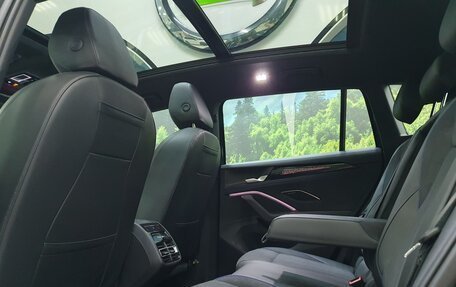 Volkswagen Tiguan, 2025 год, 5 050 000 рублей, 12 фотография